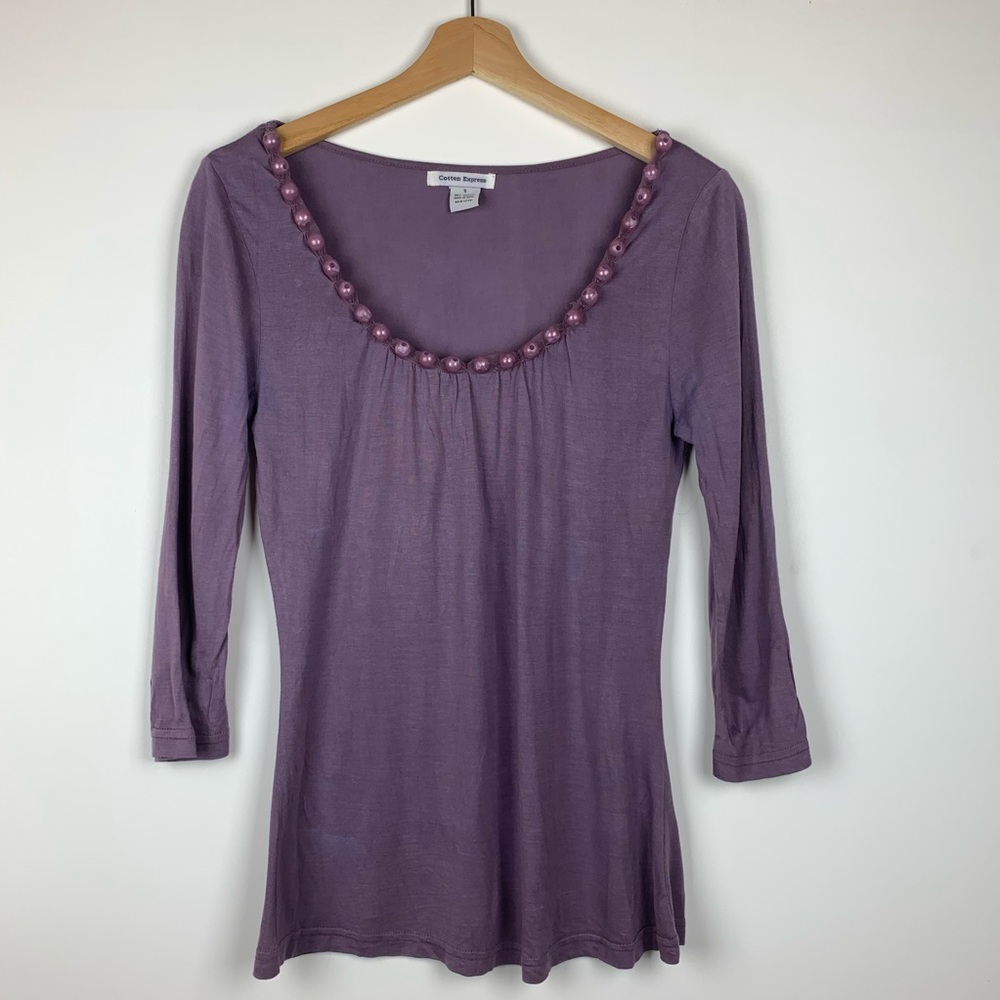 Beaded Crew Neck Viscose Tops a penny w a bundle - Picture 1 of 4